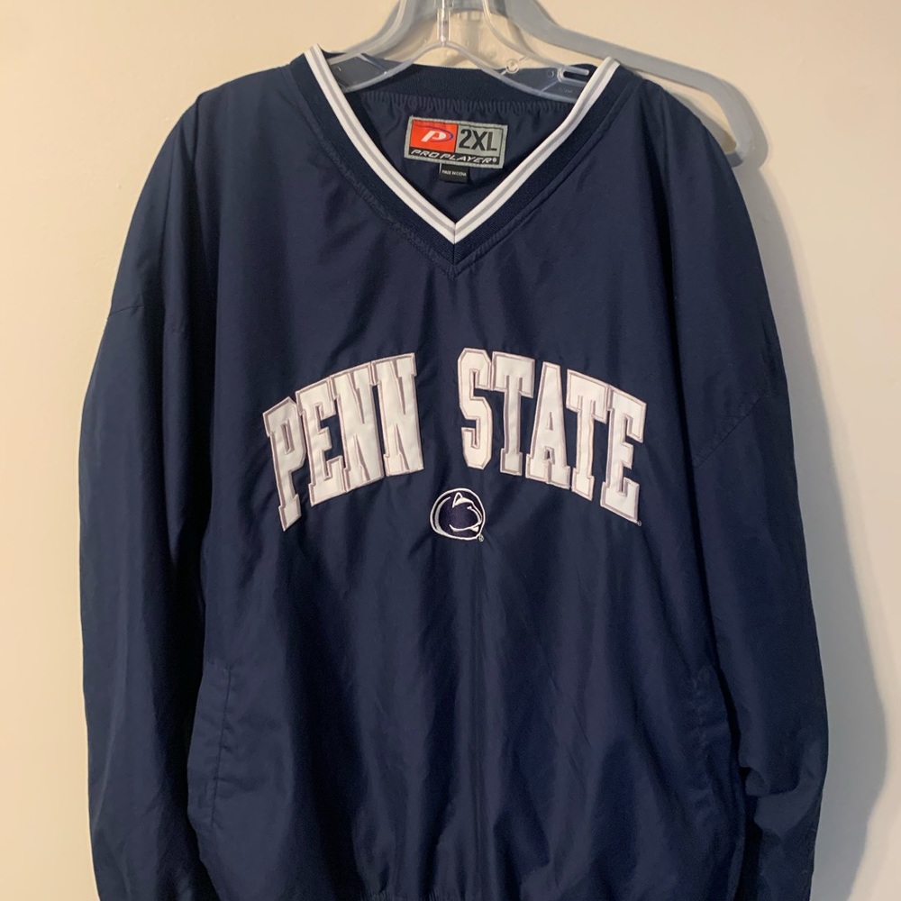 Penn State Vintage Pullover! Pockets at the bottom size XXL Brand: Pro Player